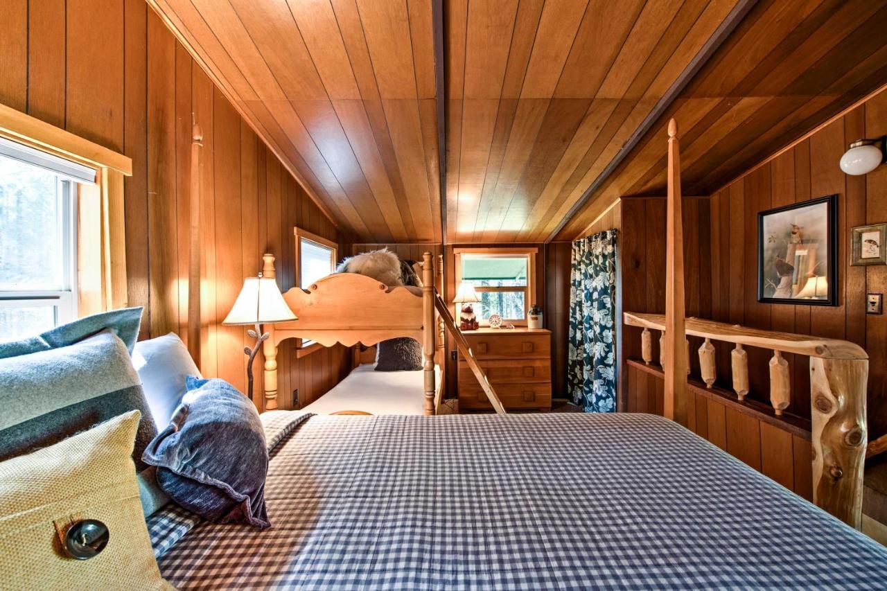 פקווד Serene Washington Escape With Deck And Mountain Views! מראה חיצוני תמונה