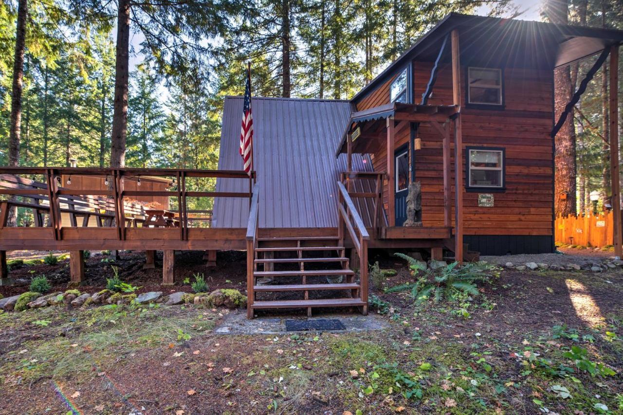 פקווד Serene Washington Escape With Deck And Mountain Views! מראה חיצוני תמונה